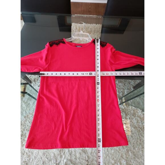 Women's IZOD Red Lace Shoulder Long Sleeve Top with Black Lace Detail Size M - Picture 11 of 11